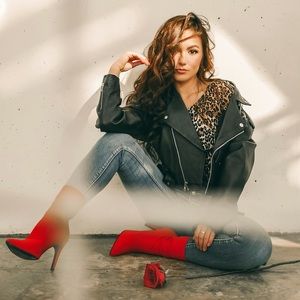 Meet your Posher, Korena